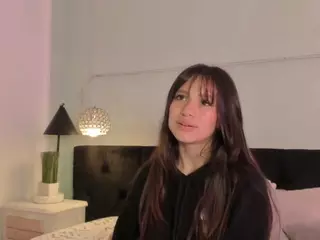 AlishaCuteFace's Live Sex Cam Show