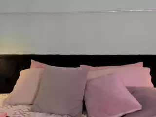 AlishaCuteFace's Live Sex Cam Show