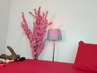 camila360 Live Webcam on CamSoda