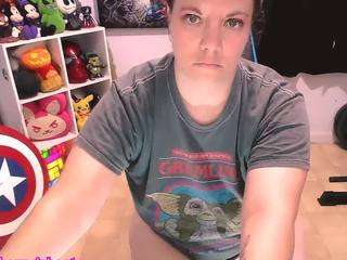 curvymilfshake