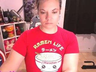 cutiebooty4u Live Webcam on CamSoda