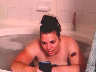 cutiebooty4u live webcam show