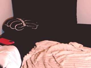 curvymilfshake live cam