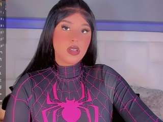lariissaa22 Live Webcam on CamSoda