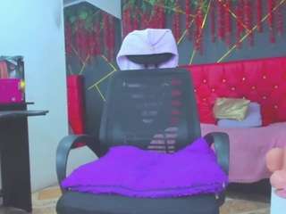 aliceduboiss's CamSoda show and profile