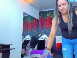 AliceDuboiss's Live Sex Cam Show