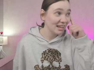 genne-tierney Live Webcam on CamSoda