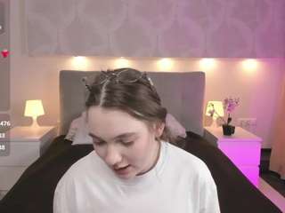 genne-tierney's CamSoda show and profile