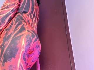  lizzie-evans chat room