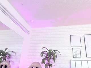 lizzie-evans Live Webcam on CamSoda