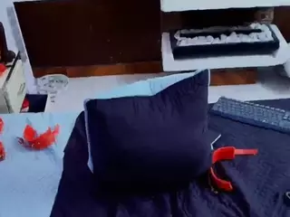 Lizzie-Evans's Live Sex Cam Show