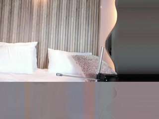  anahinclar chat room