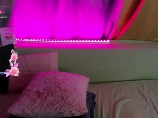 Anna's Live Sex Cam Show