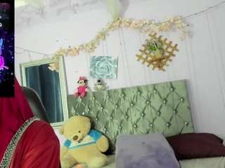 badrasaadi from CamSoda