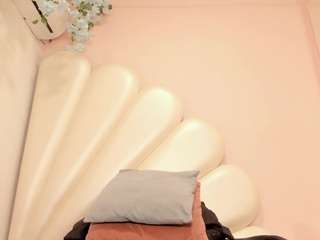 daenerys-targa webcam model