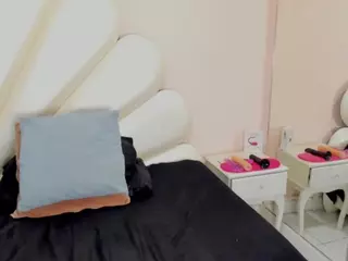 Daenerys-Targa's Live Sex Cam Show