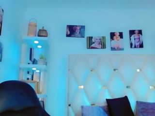 ginmar-sofia Live Webcam on CamSoda