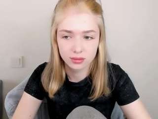 kathrynn18 webcam