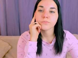 kattyree18's CamSoda show and profile