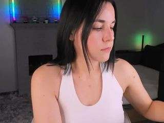 kattyree18 Live Webcam on CamSoda