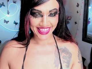 angelina-james