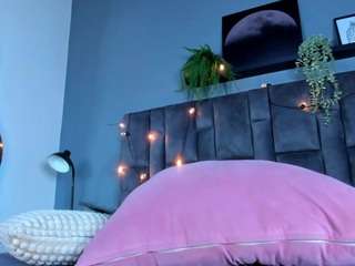 dulceaurora1 live webcam show