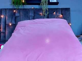 dulceaurora1 live webcam show