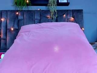 dulceaurora1 live webcam show