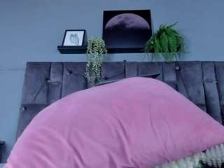 DulceAurora1 live webcam show