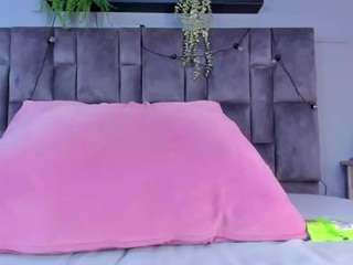 DulceAurora1 live webcam show