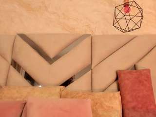kellyy-cooper webcam model