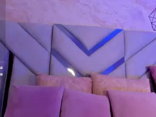 Kellyy-Cooper's Live Sex Cam Show