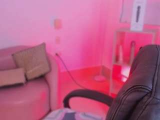 Kithana-jazmin live webcam show