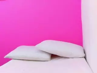 Softcutegirl's Live Sex Cam Show