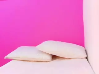 Softcutegirl's Live Sex Cam Show