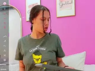 Softcutegirl's Live Sex Cam Show