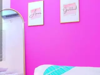 Softcutegirl's Live Sex Cam Show