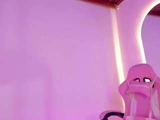 girl-gabbi Live Webcam on {site_name}