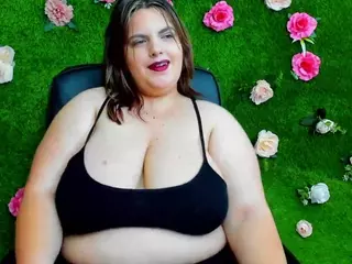 HugeTittiess's Live Sex Cam Show
