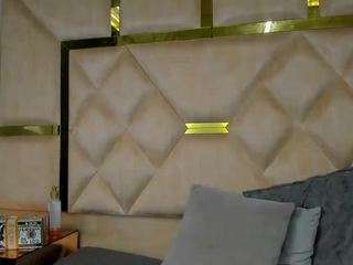 kendal77 Live Webcam on CamSoda