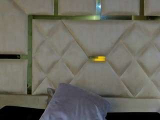 kendal77 Live Webcam on CamSoda