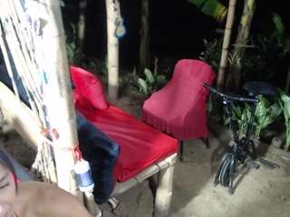 reina-mature's CamSoda show and profile