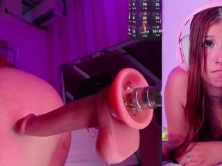 bellyrouse Live Webcam on CamSoda