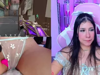 BellyRouse's Live Sex Cam Show