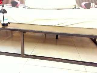 julietha-taylor live cam profile