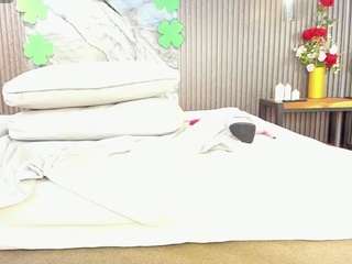 julietha-taylor live cam profile