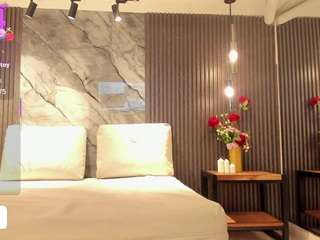 julietha-taylor's CamSoda show and profile