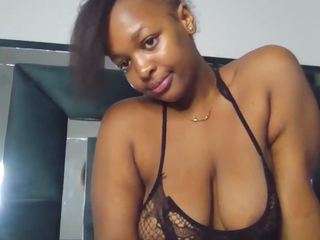 sexybree22 live webcam show
