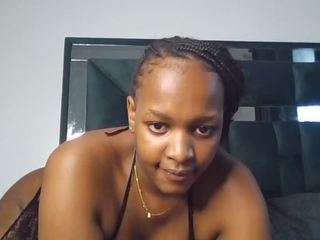 sexybree22 live webcam show