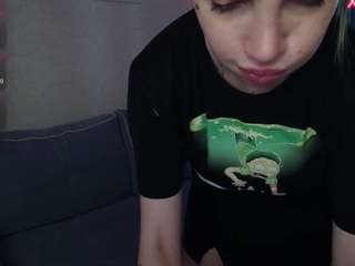 annetenet's CamSoda show and profile